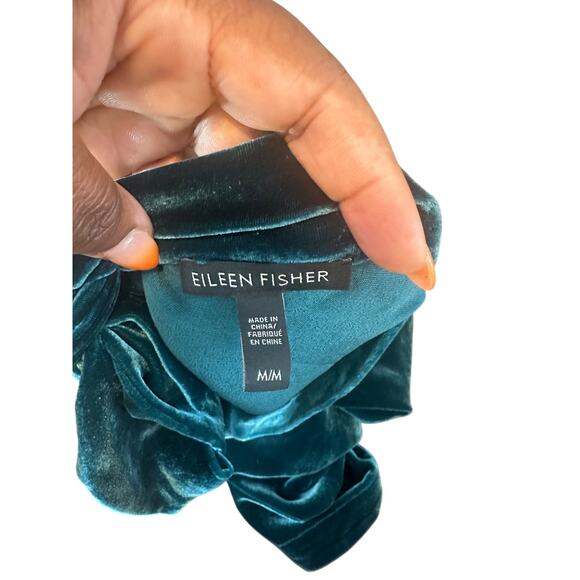 Eileen Fisher Green Short Sleeve Velvet Mock Neck Knee Length Dress Medium - Picture 2 of 14